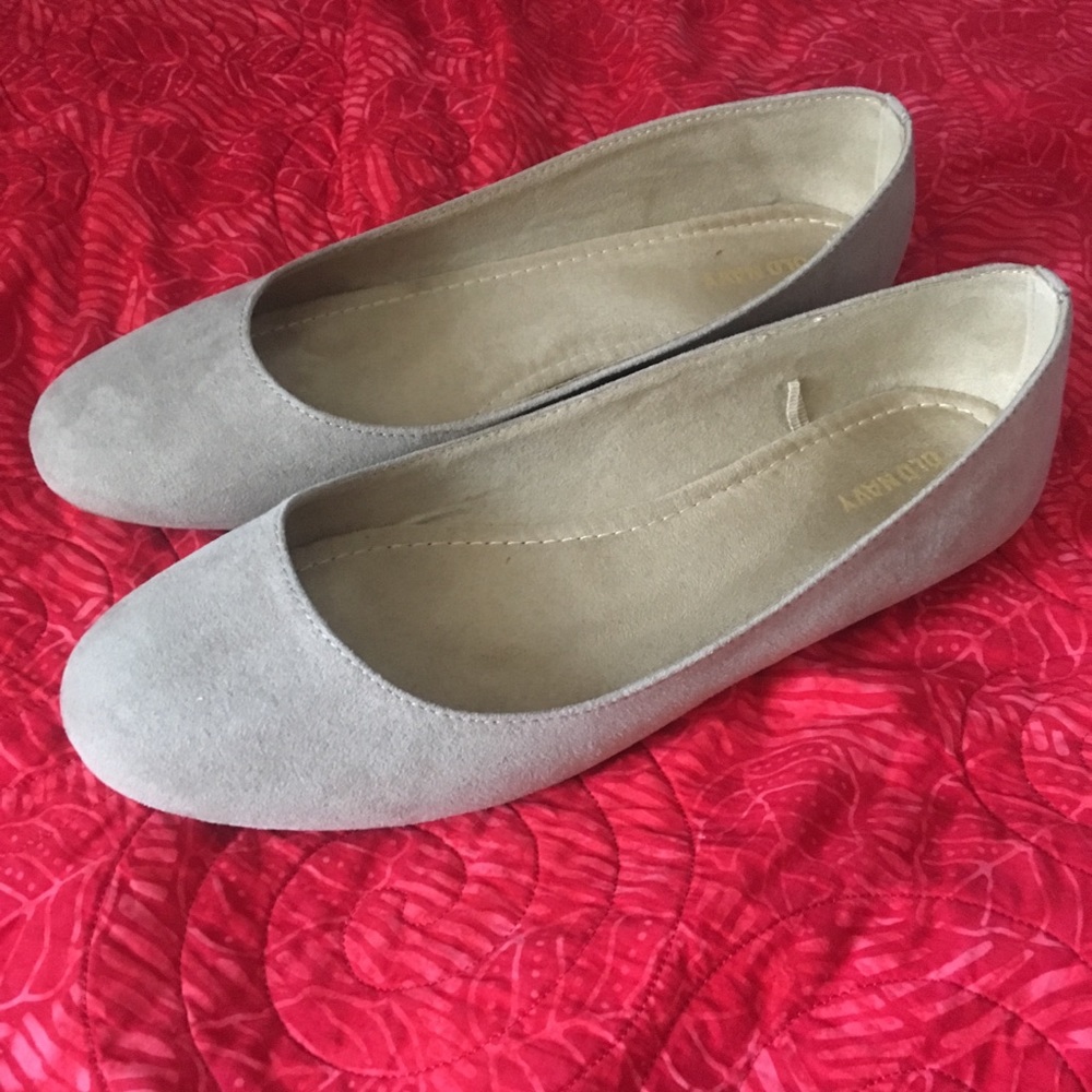 Nude Flats!